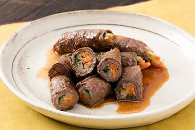 Vegetables rolled in beef